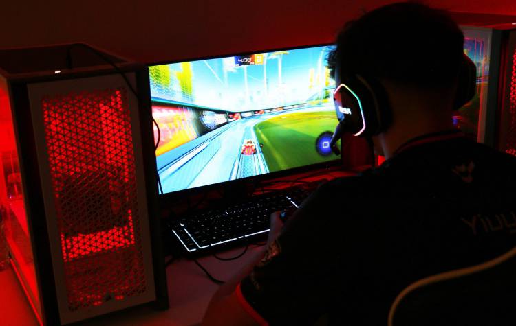 Esports students have access to state of the art gaming technology