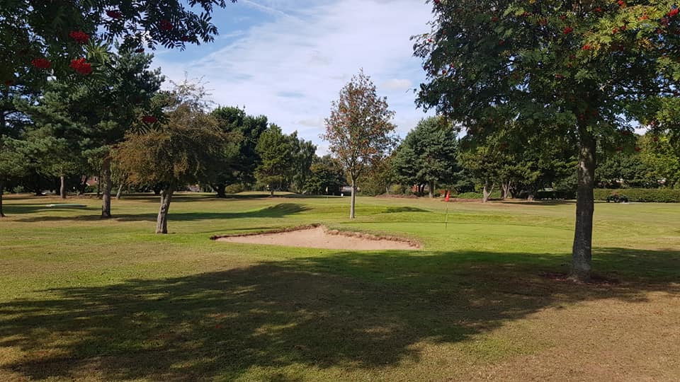 Pitch and putt golf course