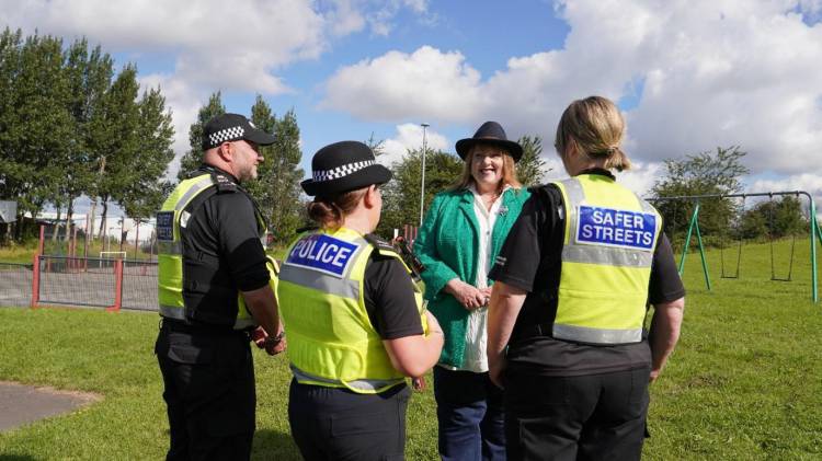 Caroline Henry and neighbourhood wardens