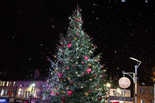 Christmas Tree in Mansfield Market Place 2019