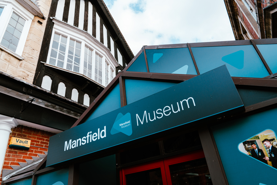 Picture of the external signage above the main entrance to the museum