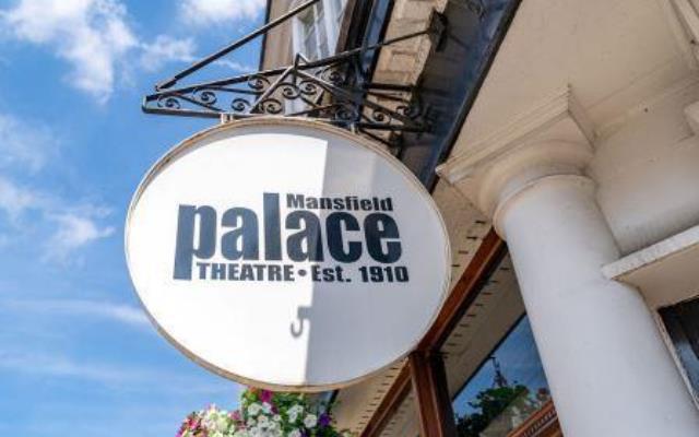 Photo of the Palace Theatre sign