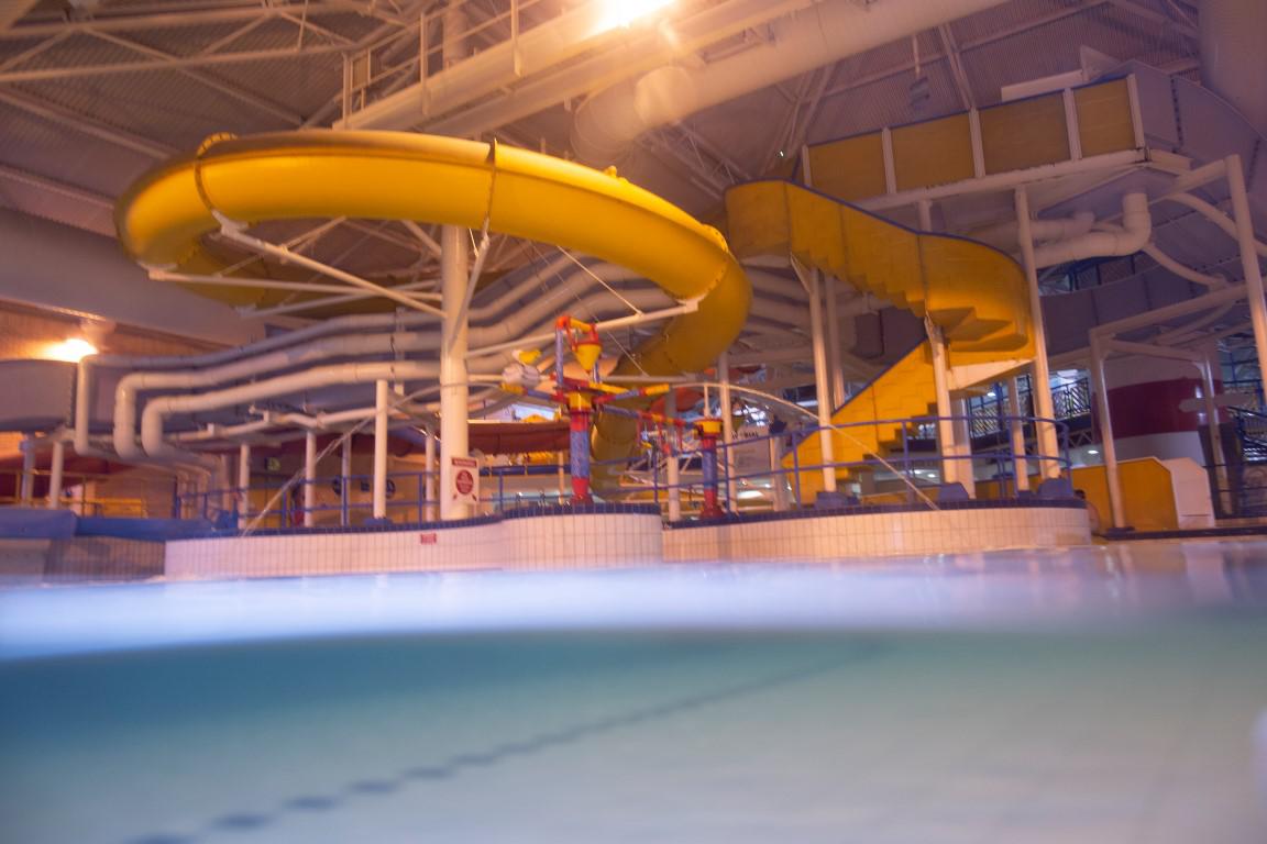 meadows community pool