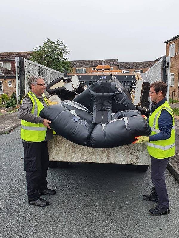 Photo of Executive Mayor Andy Abrahams helping out during Tidy Together in 2021