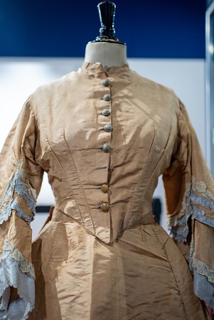 Photo of a dress from Edwardian or Victorian era