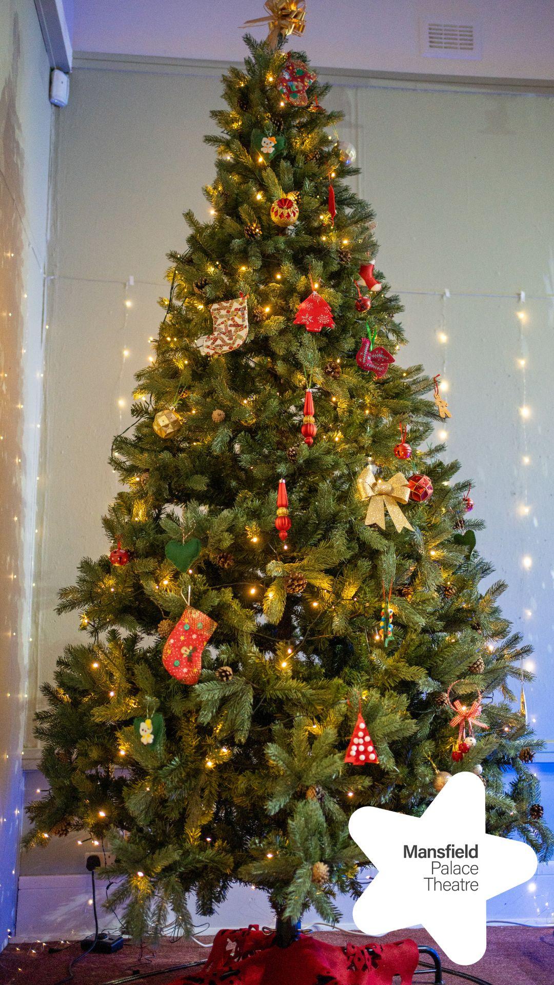 Spotlight: Festive Performance Skills (Ages 8 to 16)