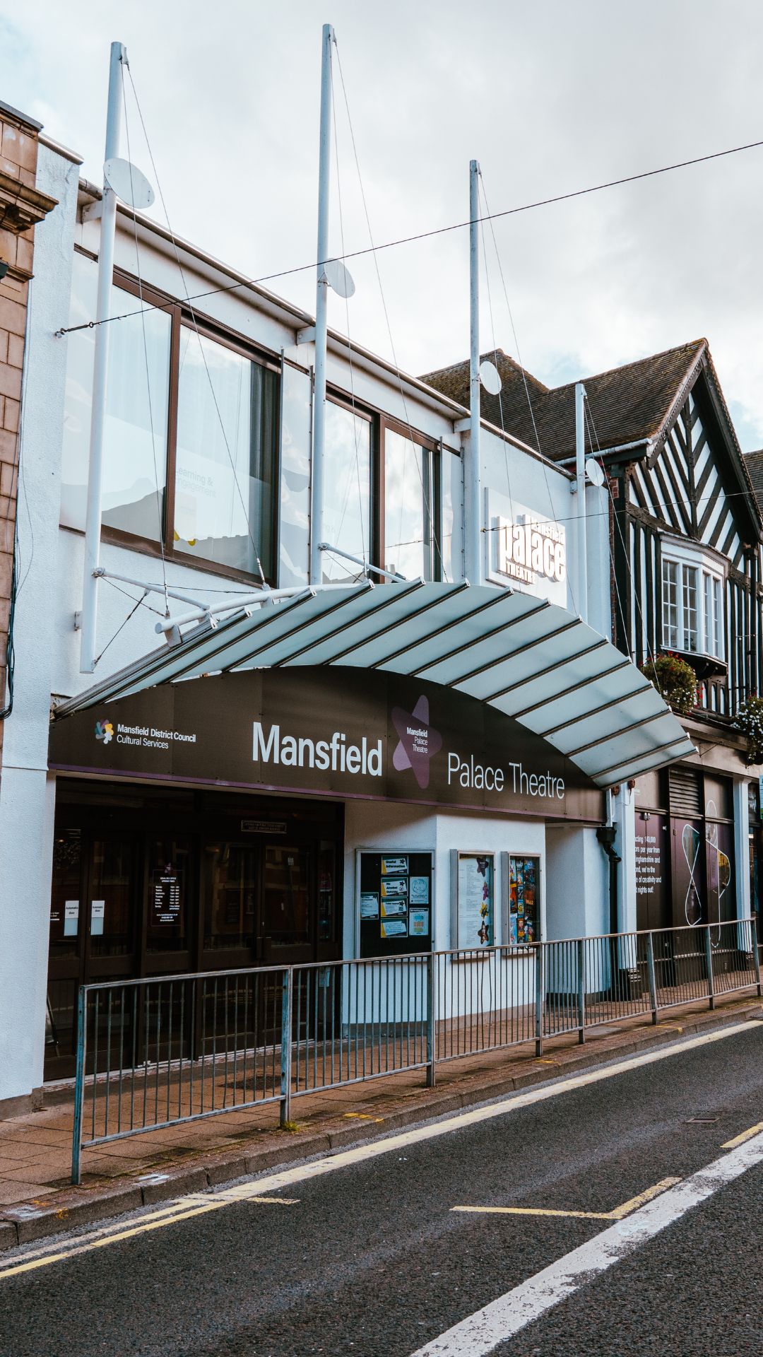 palace theatre exterior